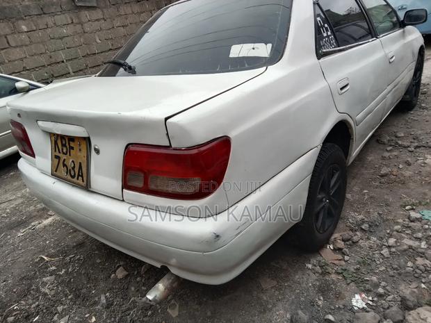 Toyota Carina 2001 White