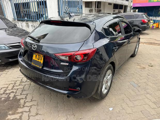 Mazda Axela 2016 Blue