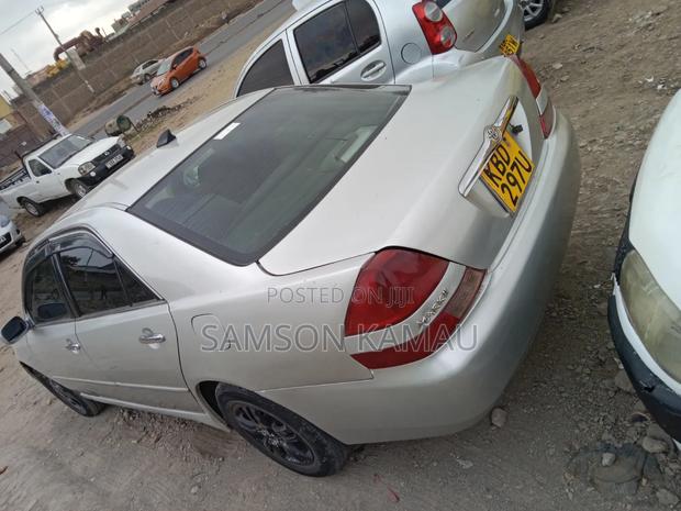 Toyota Mark II 2004 Silver