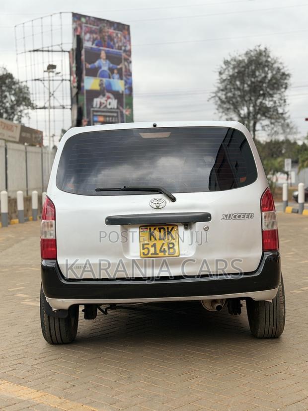 Toyota Succeed 2015 Silver