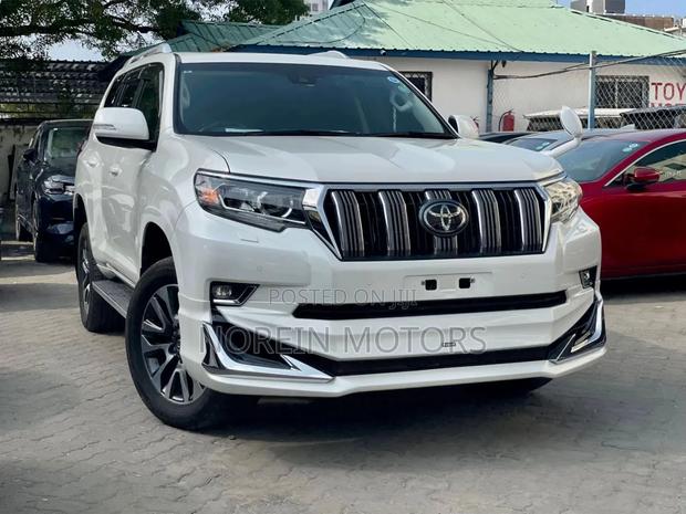 Toyota Land Cruiser Prado 4.0 Petrol TX-L 2021 Teal