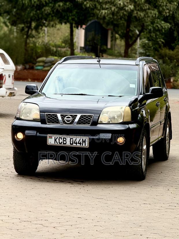 Nissan X-Trail 2.0 2007 Black