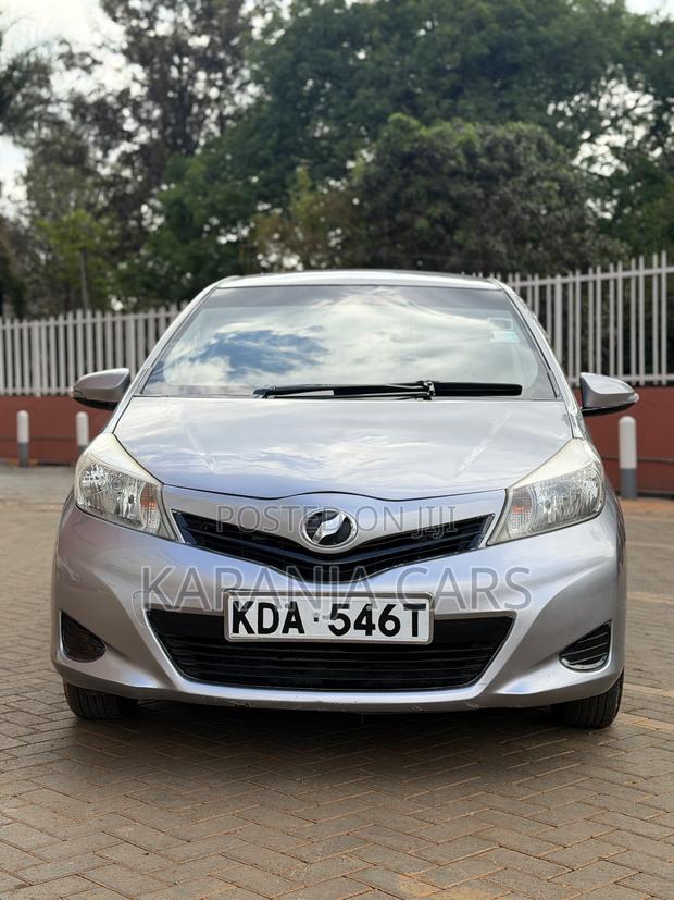Toyota Vitz 1.3 FWD 5dr 2013