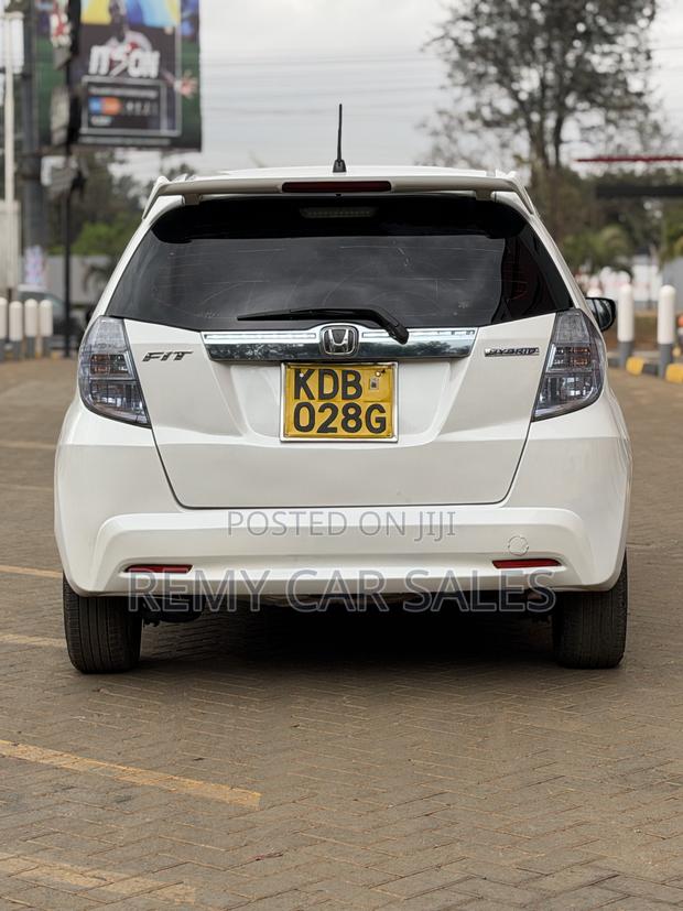 Honda Fit 2013 White
