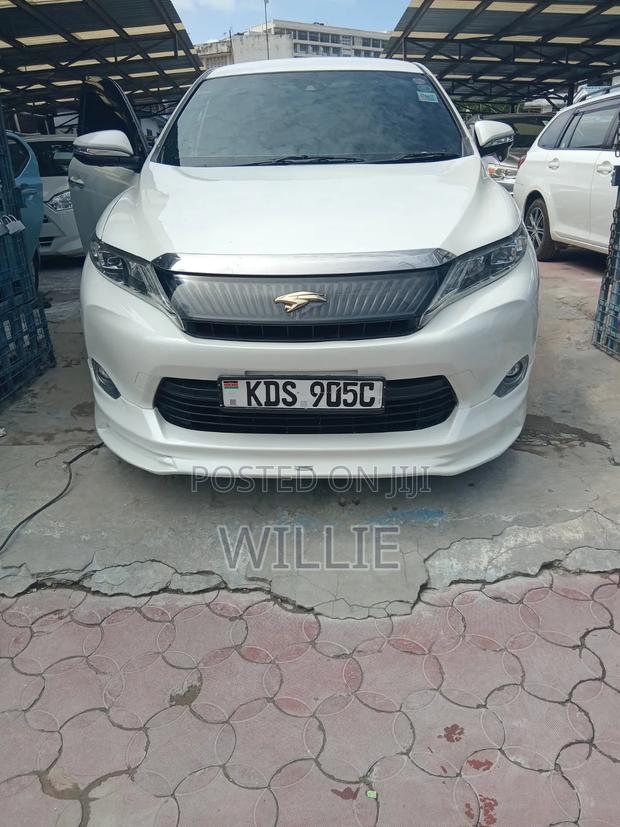 Toyota Harrier 2017 White
