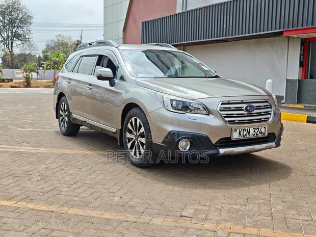 Subaru Outback 2.5i Limited 4dr Wagon AWD (2.5L 4cyl CVT) 2015 Gold
