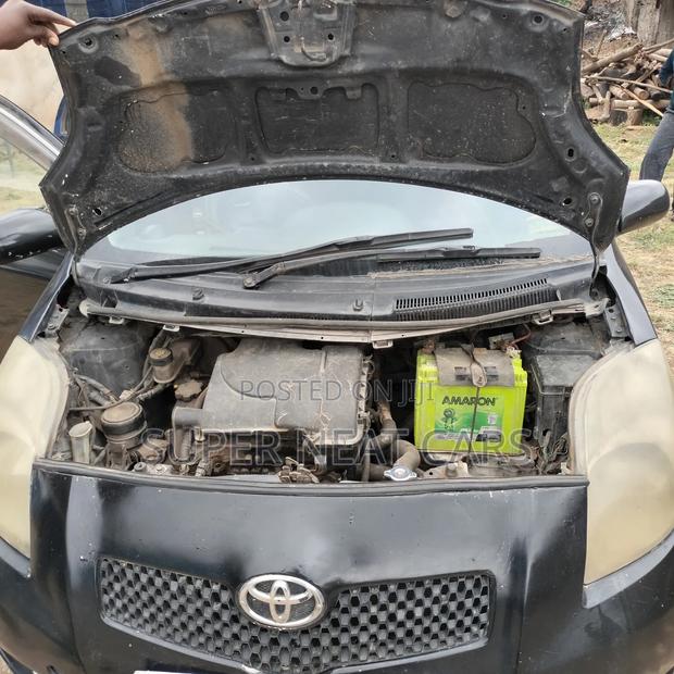 Toyota Vitz 1.0 FWD 5dr 2007 Black