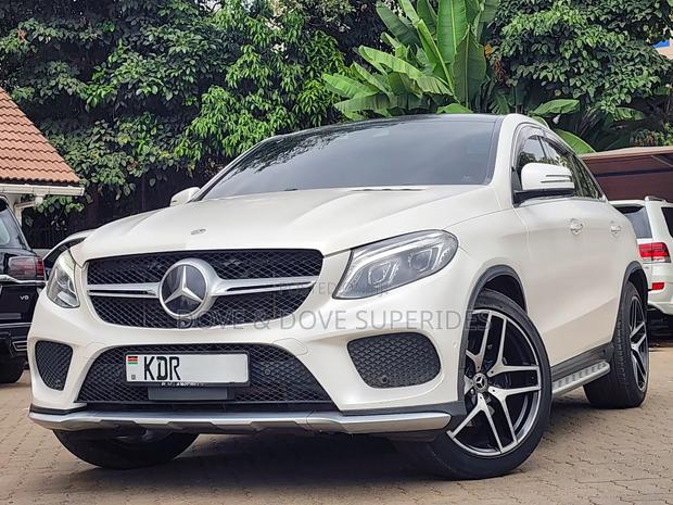 Mercedes-Benz GLE-Class GLE 350d 4MATIC 2017 White