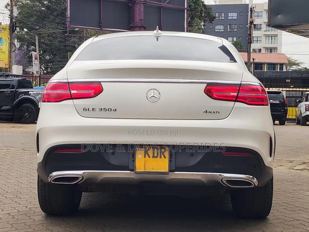 Mercedes-Benz GLE-Class GLE 350d 4MATIC 2017 White