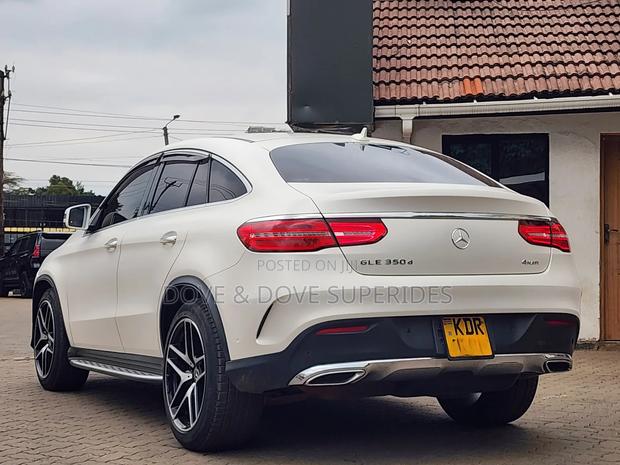 Mercedes-Benz GLE-Class GLE 350d 4MATIC 2017 White