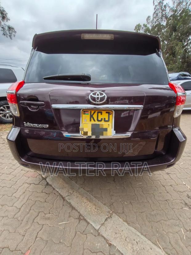 Toyota Vanguard 2011 Maroon