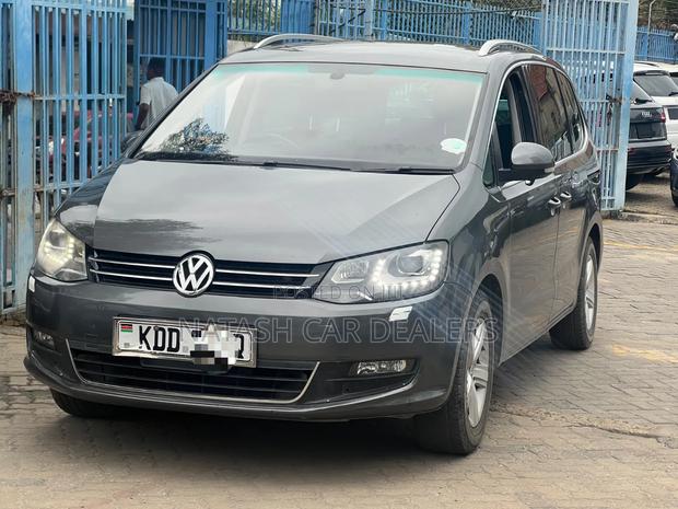 Volkswagen Sharan 2014 Gray