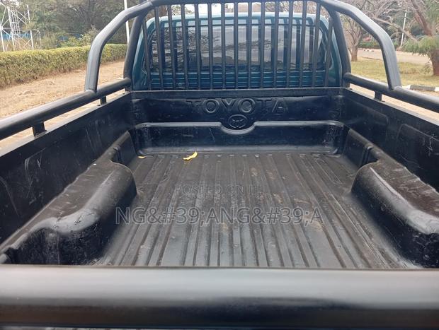 Toyota Hilux 2008 Green