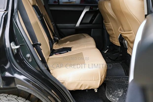 Toyota Land Cruiser 2015 Black
