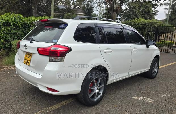Toyota Corolla Fielder 2016 White