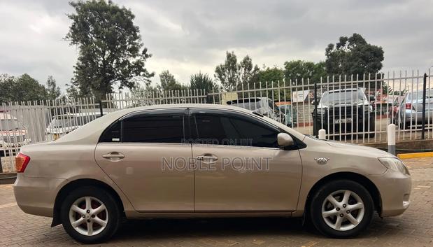 Toyota Axio 2006 Beige