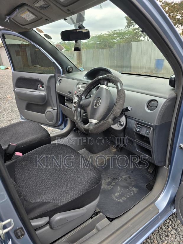 Toyota Sienta 1.5 FWD 2012 Blue