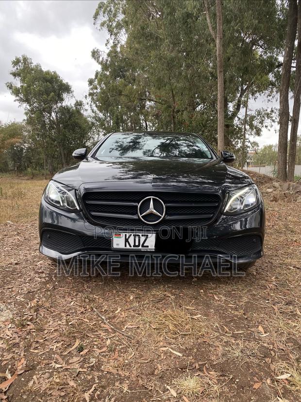 Mercedes-Benz E300 2019 Black