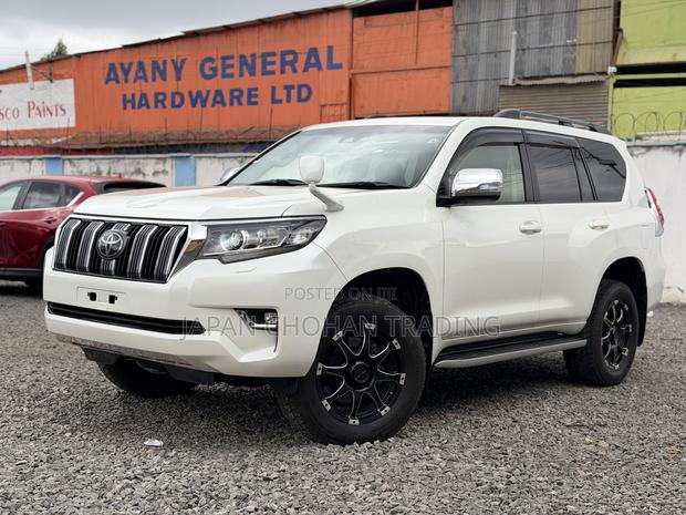 Toyota Land Cruiser Prado 2.7 2019 White
