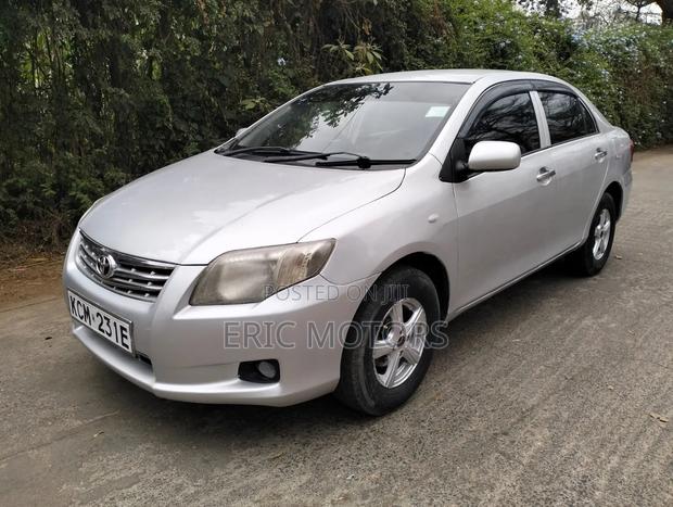 Toyota Axio 2010 Silver