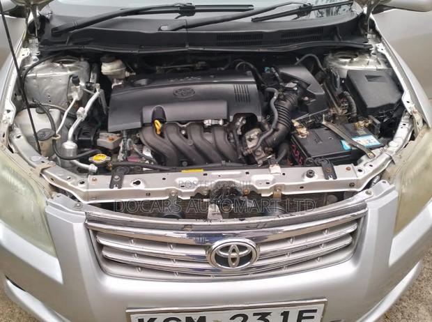 Toyota Axio 2010 Silver