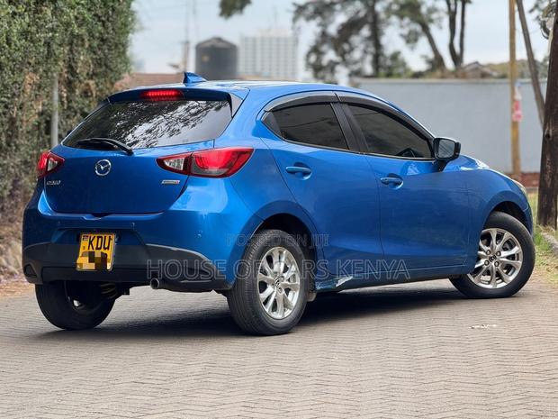 Mazda Demio 2018 Blue
