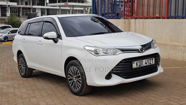 Toyota Corolla Fielder 2017 White