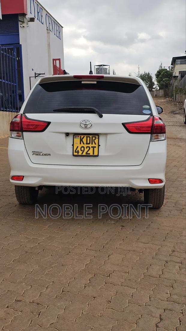 Toyota Corolla Fielder 2017 White