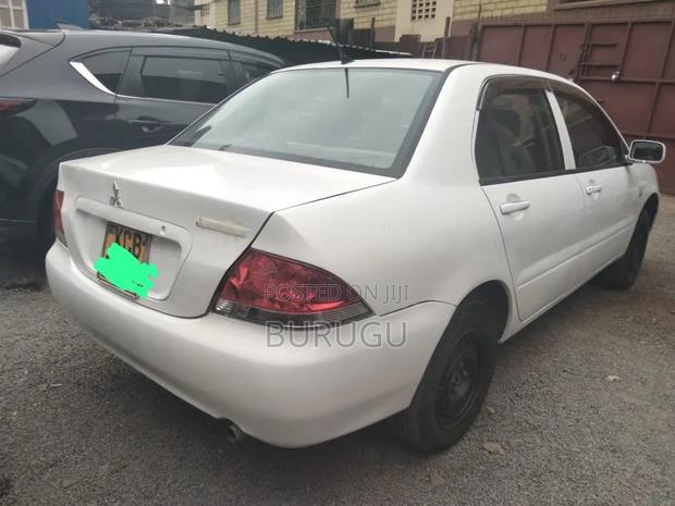 Mitsubishi Lancer Cedia 2008 White
