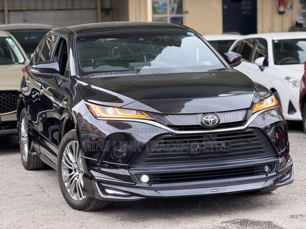Toyota Harrier 2.0 4WD 2020 Matt Black