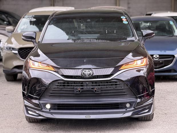 Toyota Harrier 2.0 4WD 2020 Matt Black
