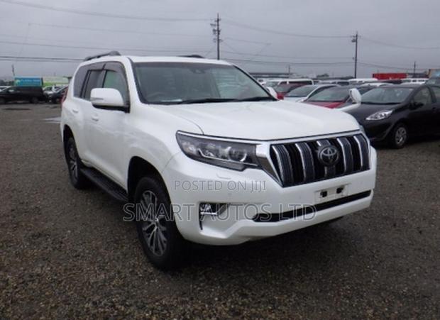 Toyota Land Cruiser Prado 2019 White