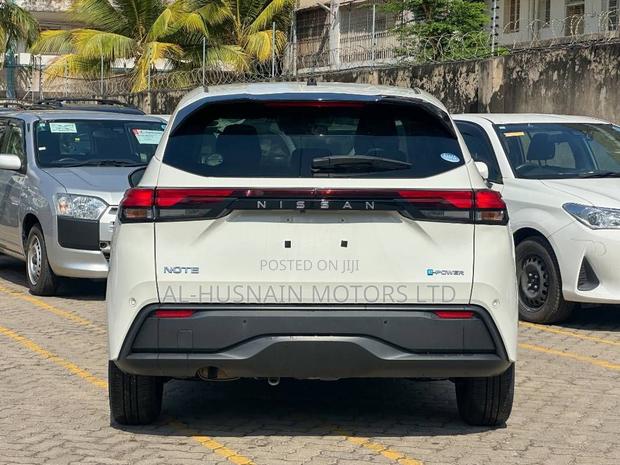 Nissan Note 1.2 Hybrid 2021 Pearl