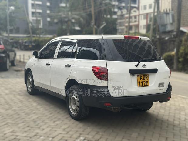 Nissan Advan 2017 White