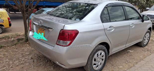 Toyota Axio 2014 Silver
