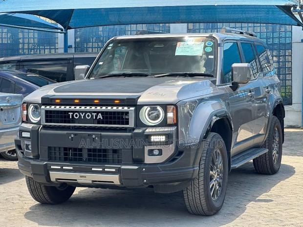 Toyota Land Cruiser LC250 2024 Gold