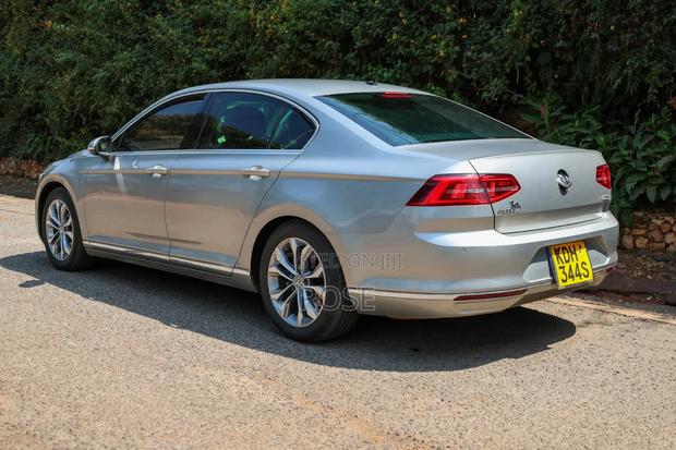 Volkswagen Passat 2015 Beige