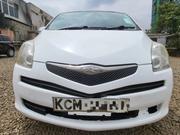 Toyota Ractis 1.3 FWD 2010 White for sale