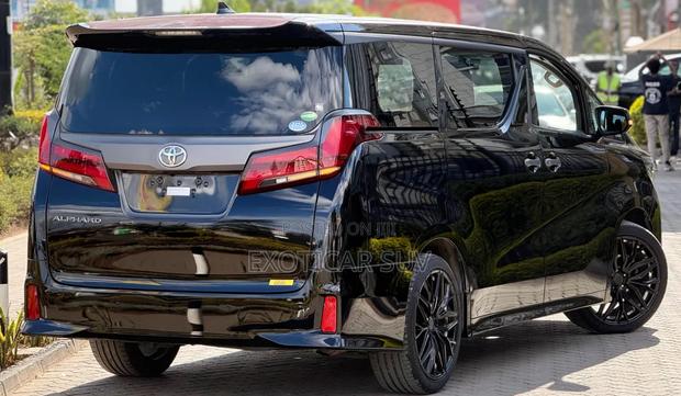 Toyota Alphard 2.5 Petrol AWD 2019 Black
