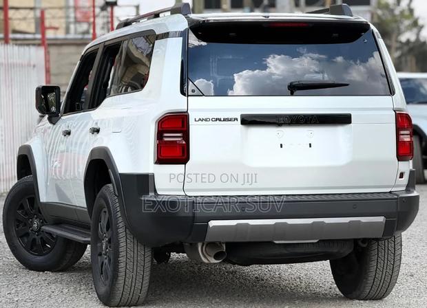 New Toyota Land Cruiser Prado 2.4 Petrol 2024 Pearl