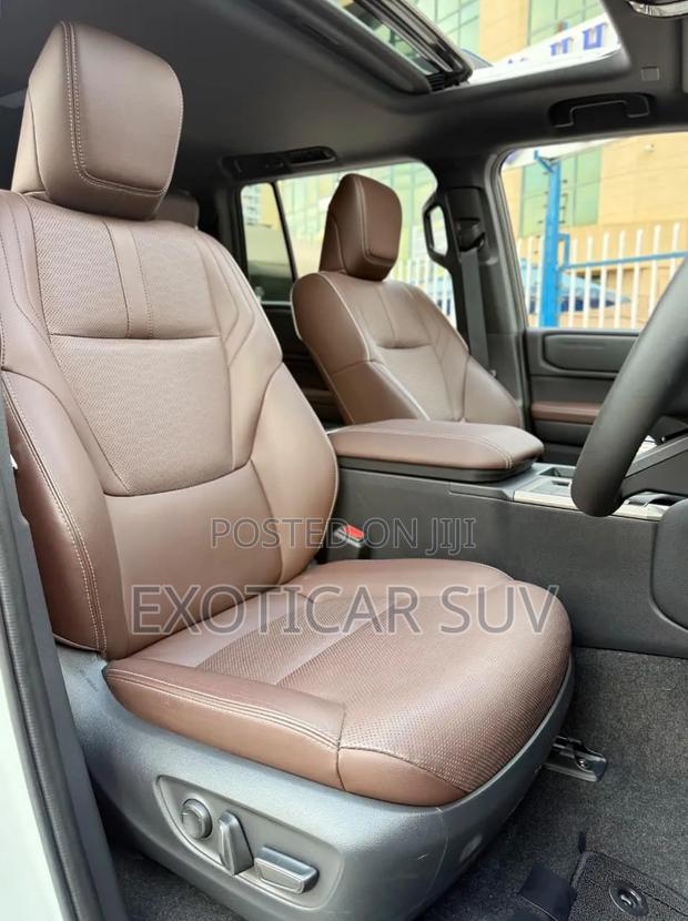 New Toyota Land Cruiser Prado 2.4 Petrol 2024 Pearl