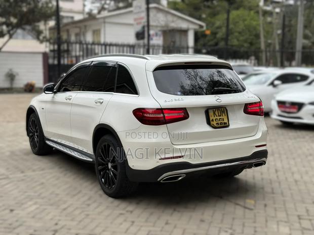 Mercedes-Benz GLC-Class 2016 White