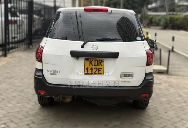 Nissan Advan 2017 White
