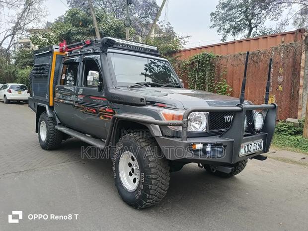 Toyota Land Cruiser 79 Series 2014 Gray
