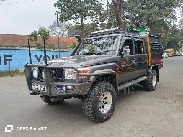 Toyota Land Cruiser 79 Series 2014 Gray