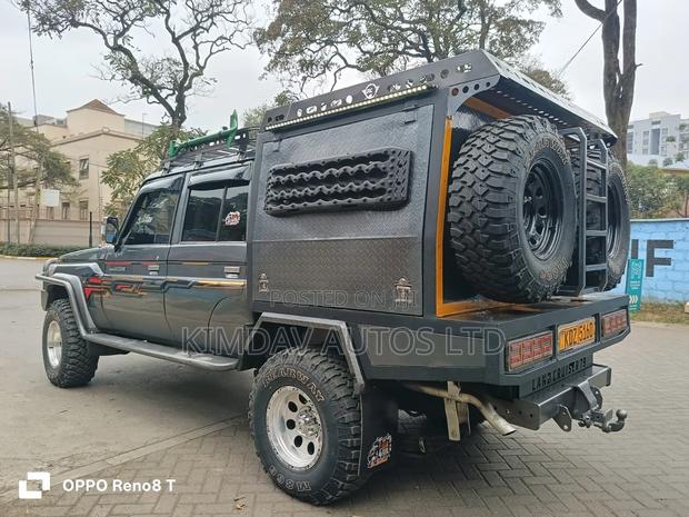 Toyota Land Cruiser 79 Series 2014 Gray