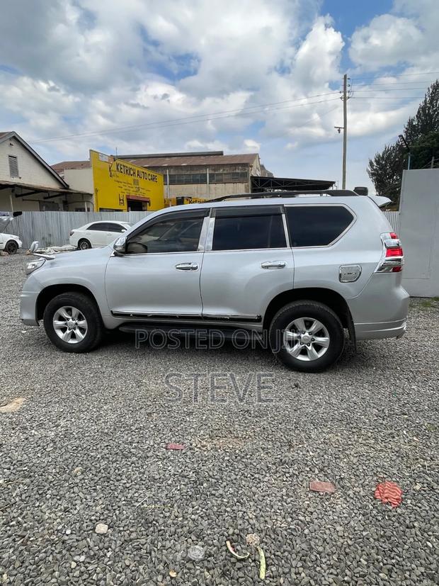 Toyota Land Cruiser Prado 4.0 Petrol TX 2009 Silver