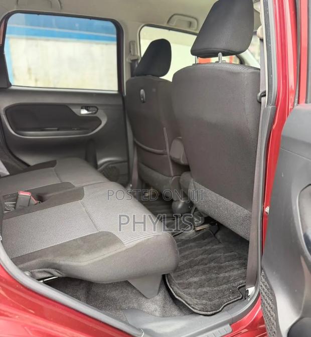 Daihatsu Move 2020 Red