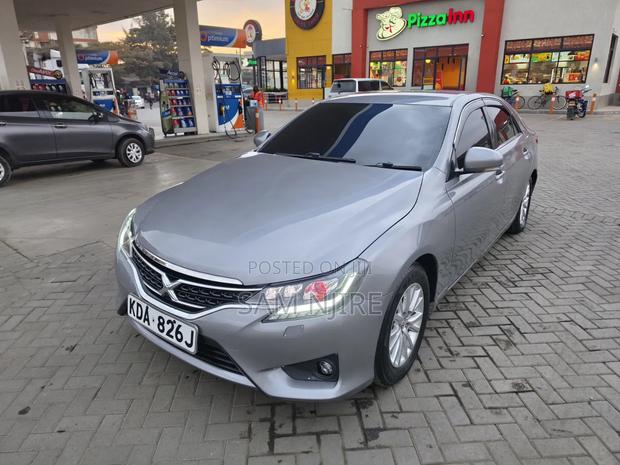 Toyota Mark X 2.5 AWD 2014 Gray