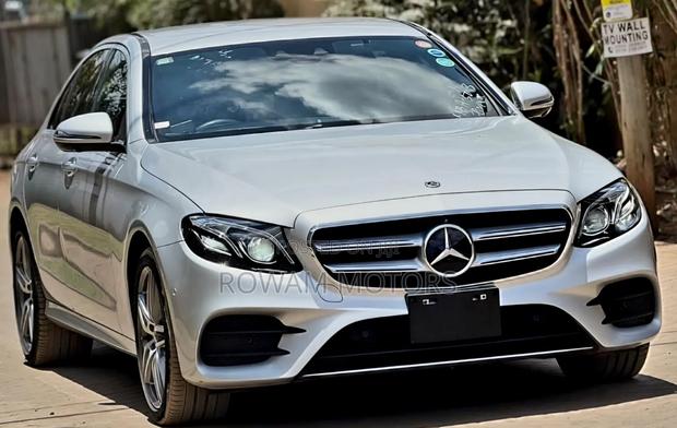 Mercedes-Benz E200 2019 Silver